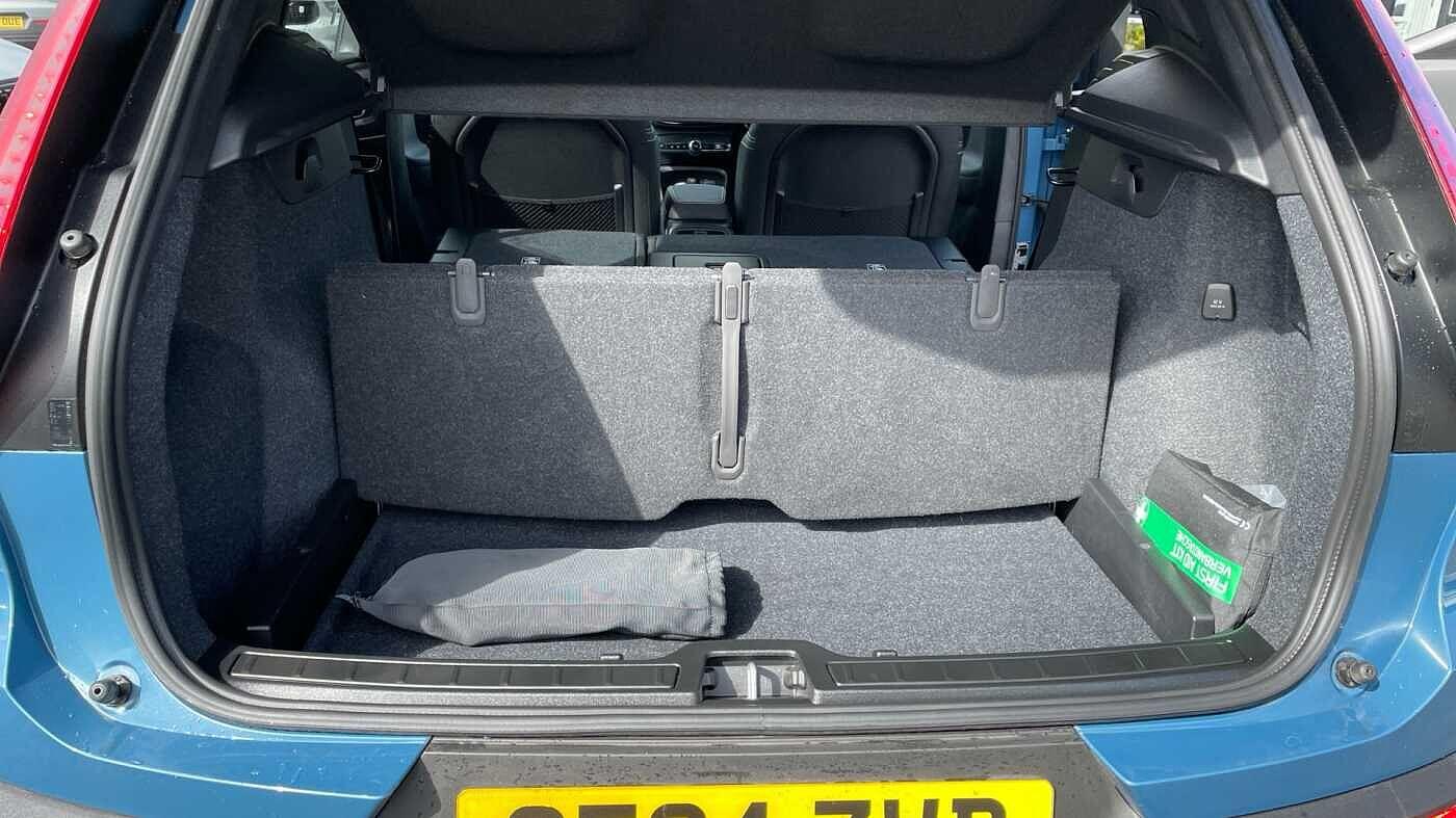 Used Volvo XC40 2024 for sale - 77387386: Photo 43