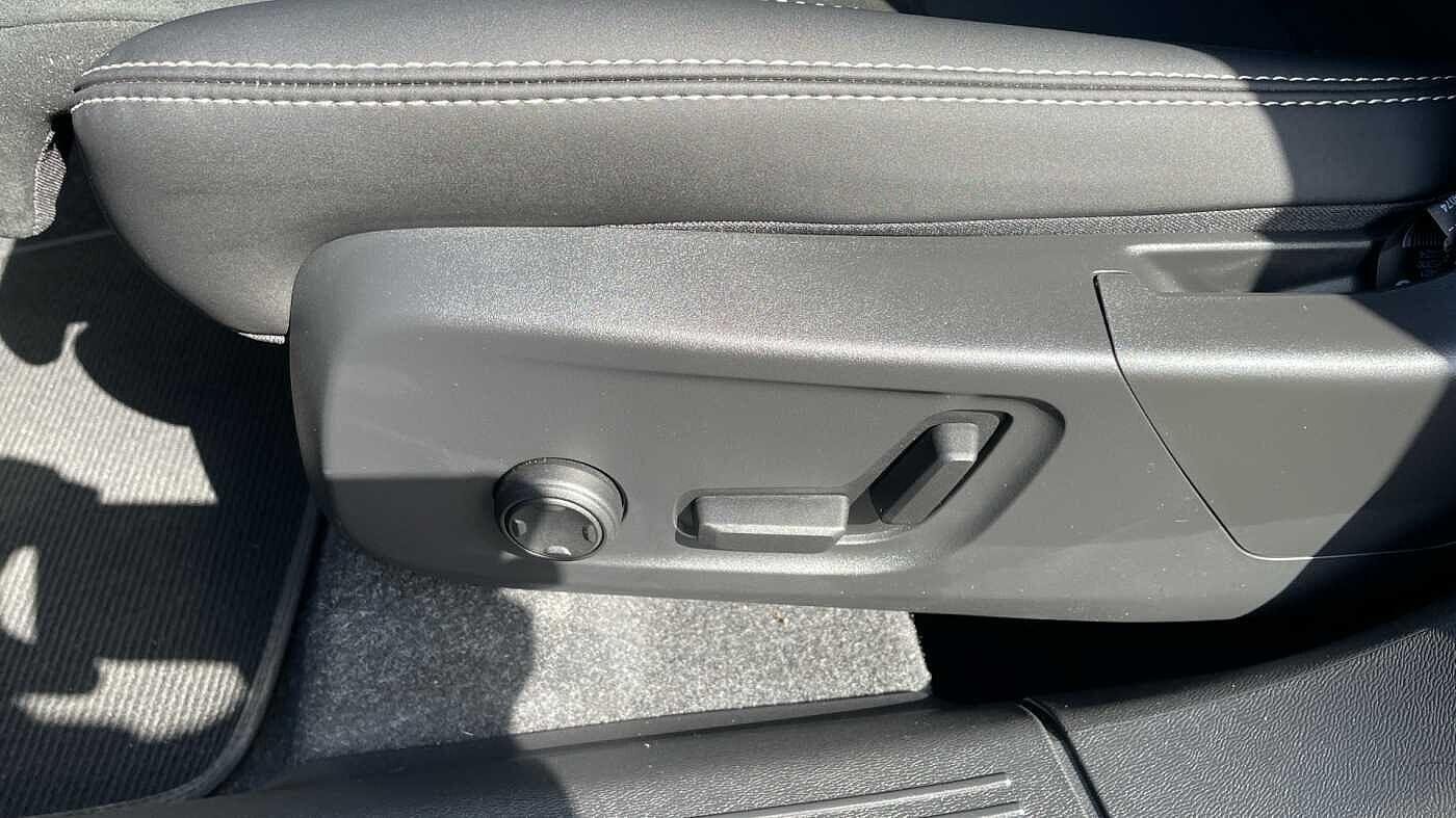 Used Volvo XC40 2024 for sale - 77387386: Photo 75