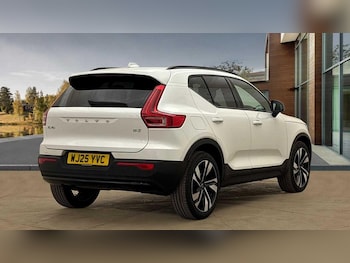 Used Volvo XC40 2025 for sale - 76398104: Photo