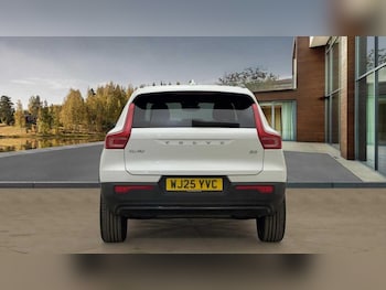 Used Volvo XC40 2025 for sale - 76398104: Photo