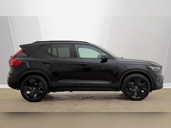 Used Volvo XC40 2025 for sale - 79388051: Photo
