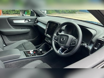 Used Volvo XC40 2025 for sale - 78910735: Photo