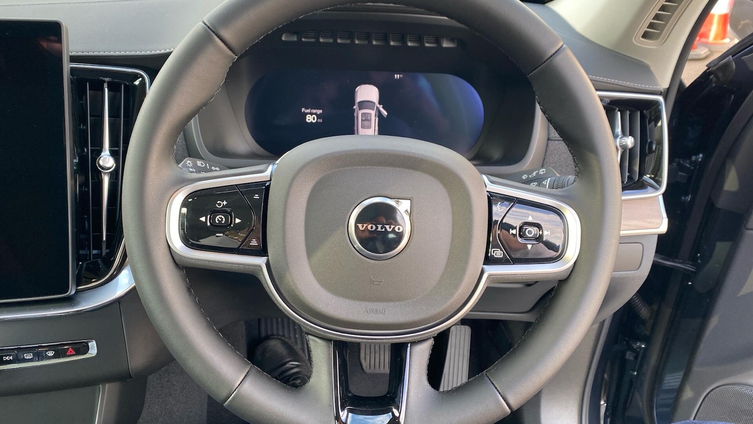 Used Volvo XC90 2025 for sale - 76137745: Photo 10