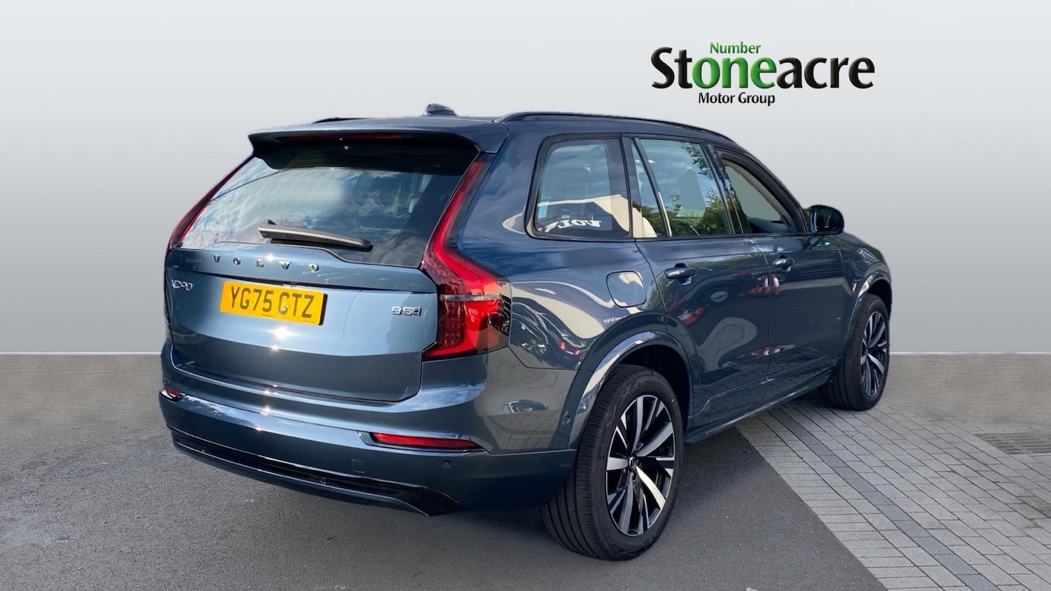 Used Volvo XC90 2025 for sale - 76137745: Photo 2