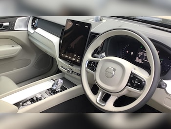 Used Volvo XC60 2026 for sale - 79441658: Photo