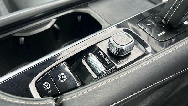 Used Volvo XC90 for sale - 76152120: Photo 77