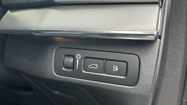Used Volvo XC90 for sale - 76152120: Photo 90