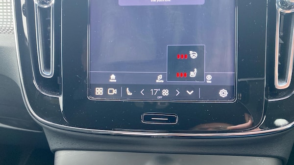 Used Volvo XC40 2024 for sale - 76294529: Photo 40