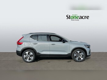 Used Volvo XC40 2026 for sale - 77753438: Photo