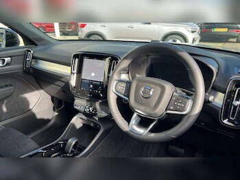 Used Volvo XC40 2026 for sale - 77753438: Photo