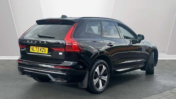 Used Volvo XC60 2023 for sale - 76189809: Photo 2