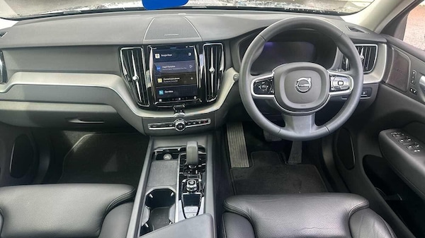 Used Volvo XC60 2023 for sale - 76189809: Photo 6