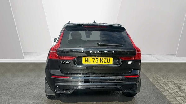 Used Volvo XC60 2023 for sale - 76189809: Photo 9