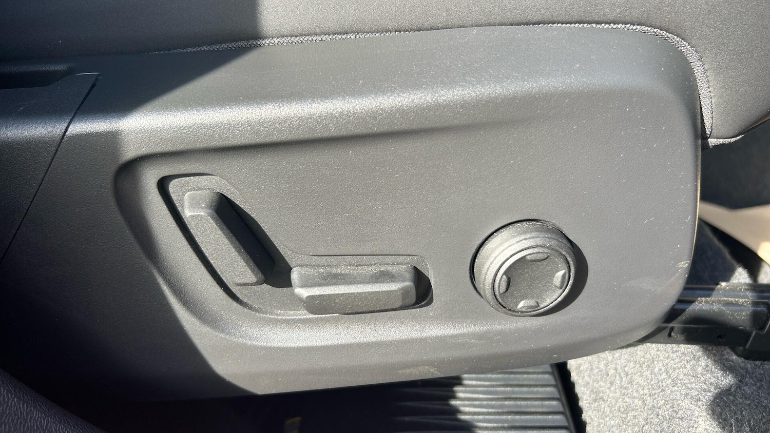 Used Volvo XC40 2025 for sale - 76976485: Photo 22