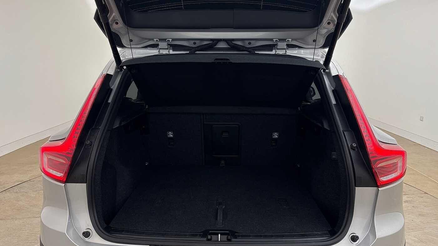 Used Volvo XC40 2025 for sale - 76314374: Photo 14