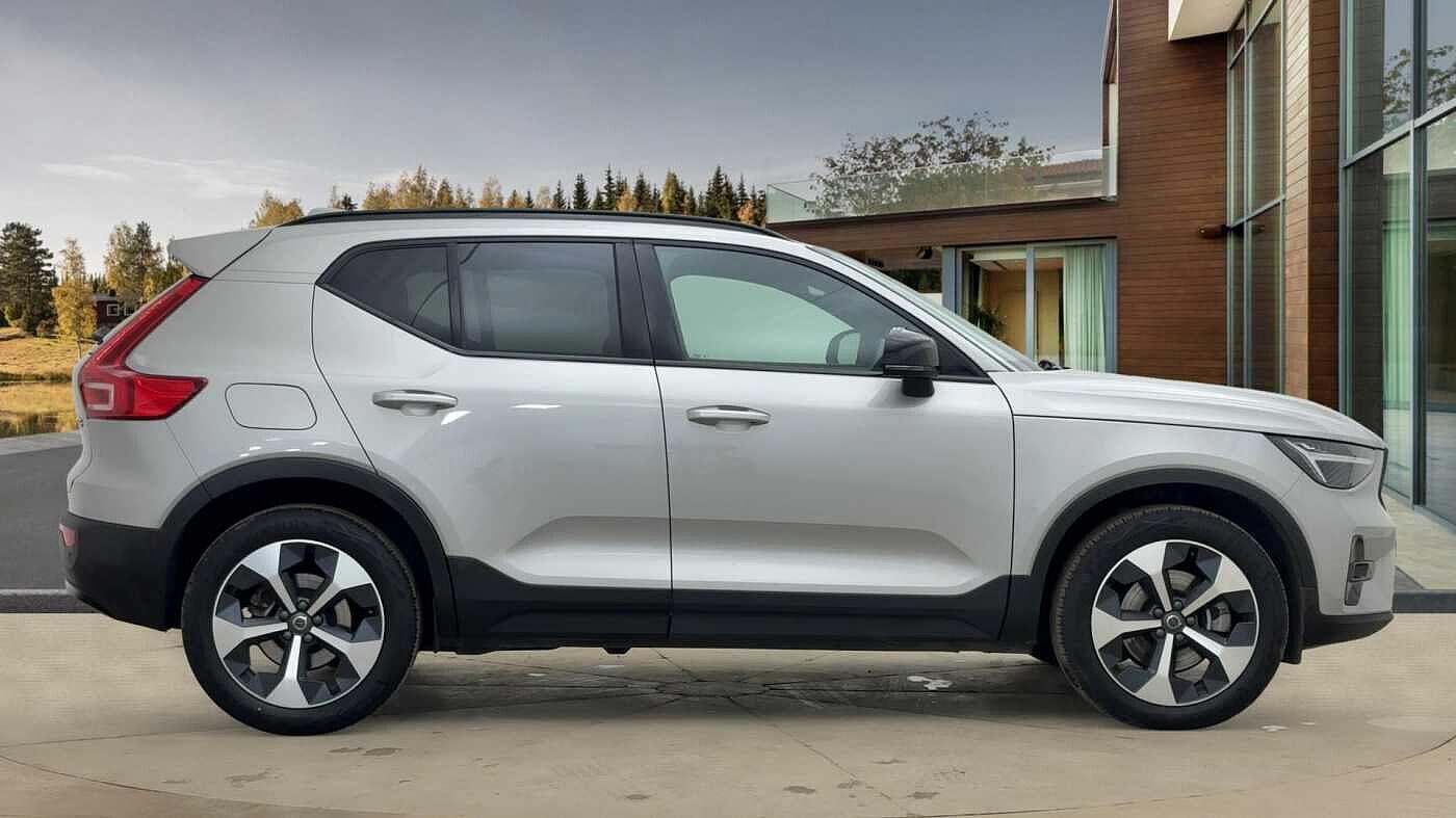 Used Volvo XC40 2025 for sale - 76314374: Photo 2