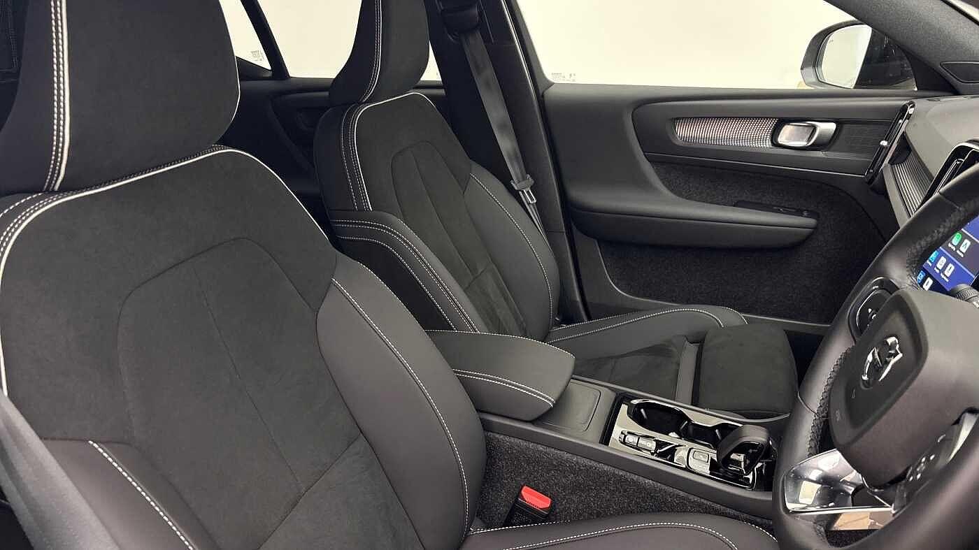 Used Volvo XC40 2025 for sale - 76314374: Photo 28