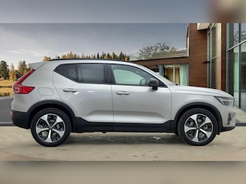 Used Volvo XC40 2025 for sale - 76314374: Photo