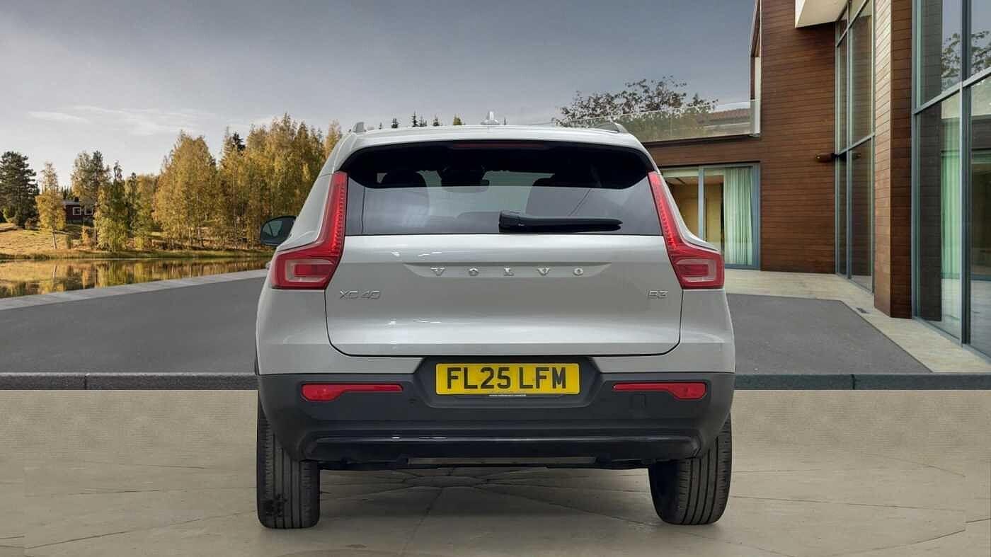 Used Volvo XC40 2025 for sale - 76314374: Photo 4