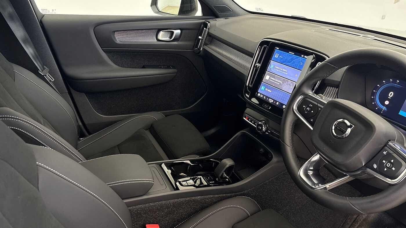 Used Volvo XC40 2025 for sale - 76314374: Photo 9