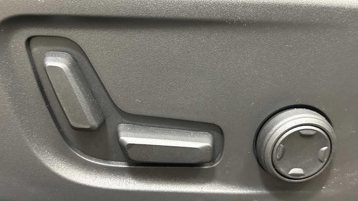 Used Volvo XC40 2025 for sale - 77799261: Photo 28