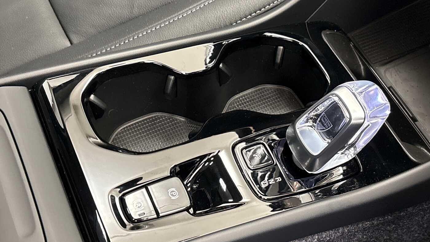 Used Volvo XC40 2025 for sale - 77799261: Photo 32