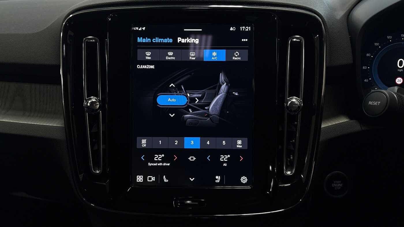 Used Volvo XC40 for sale - 77190439: Photo 39