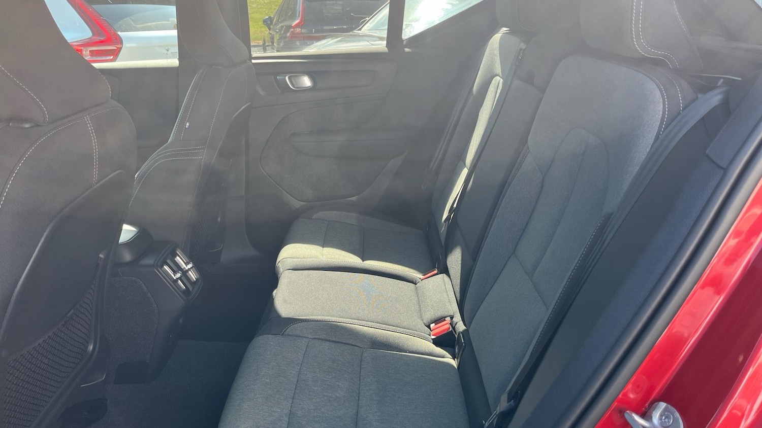 Used Volvo XC40 2024 for sale - 76865764: Photo 28