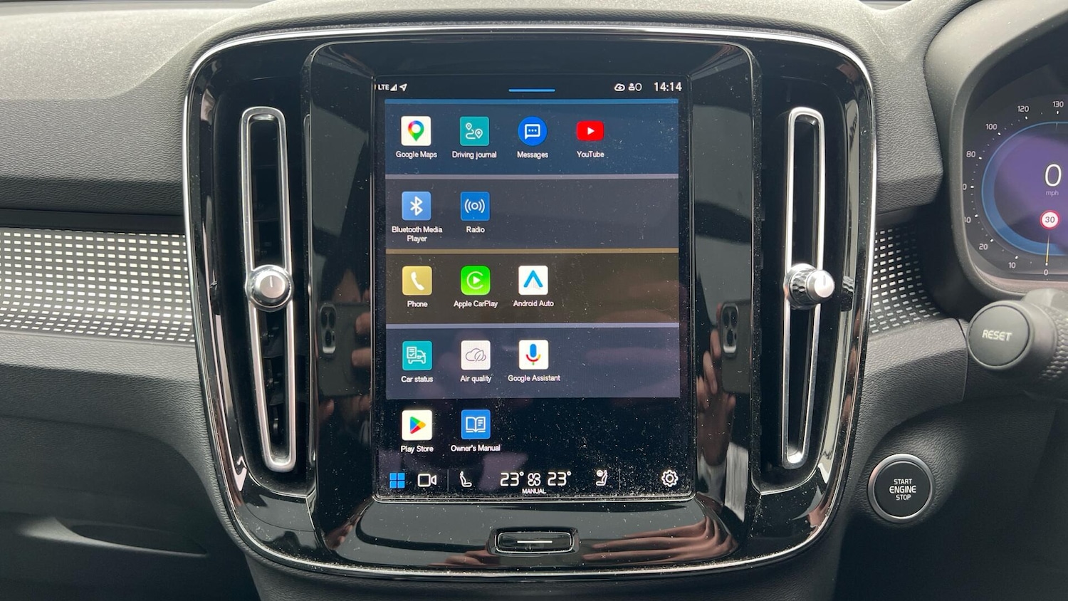 Used Volvo XC40 2024 for sale - 78171553: Photo 12