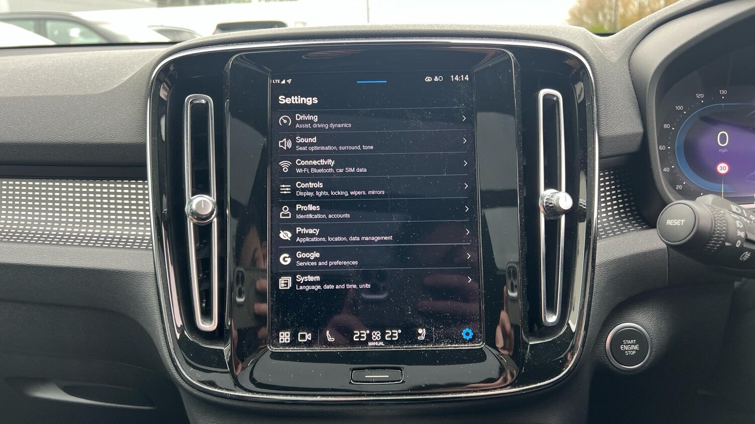 Used Volvo XC40 2024 for sale - 78171553: Photo 16