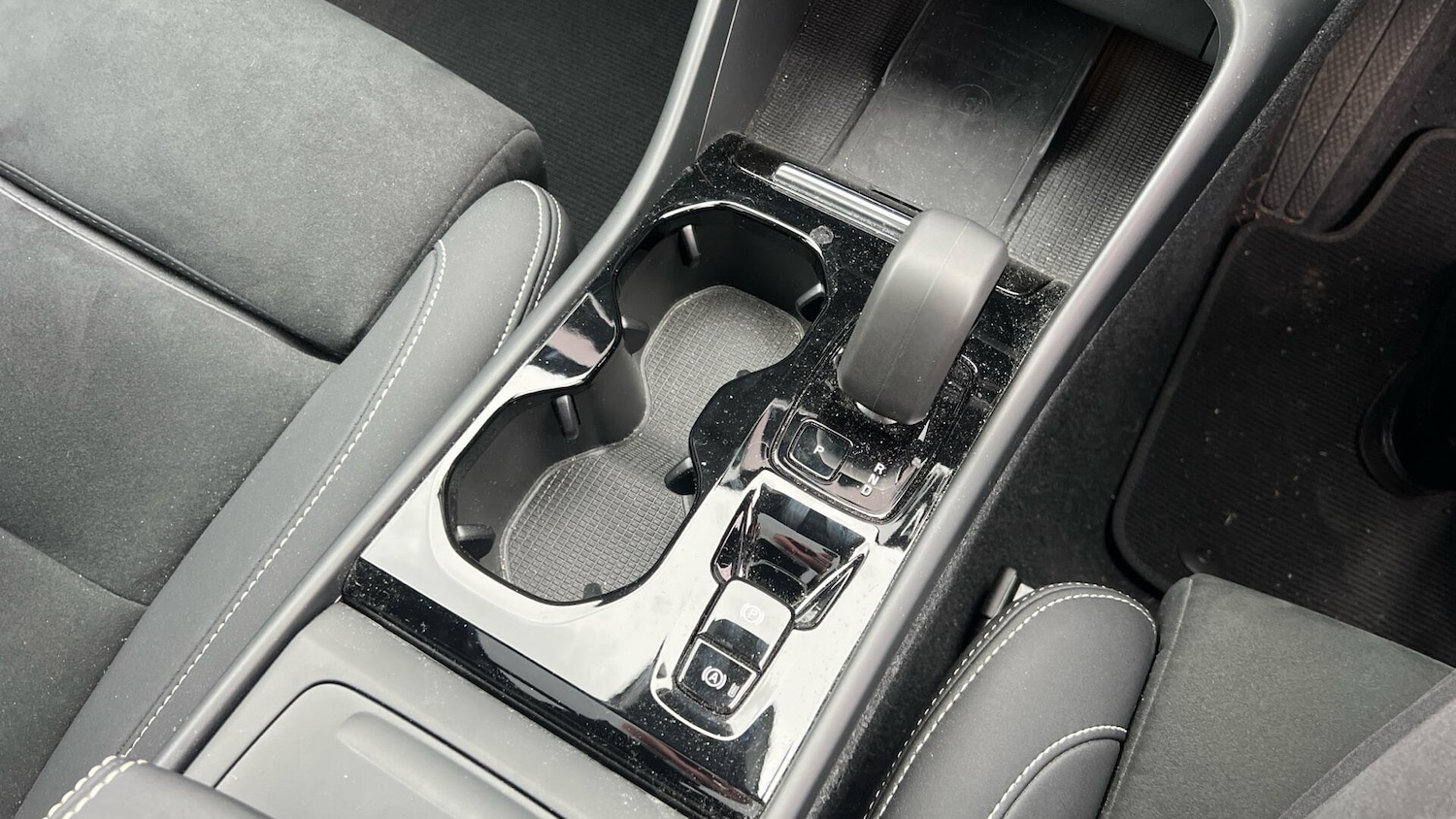 Used Volvo XC40 2024 for sale - 78171553: Photo 24