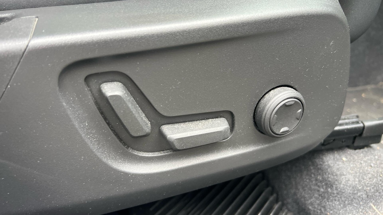 Used Volvo XC40 2024 for sale - 78171553: Photo 28