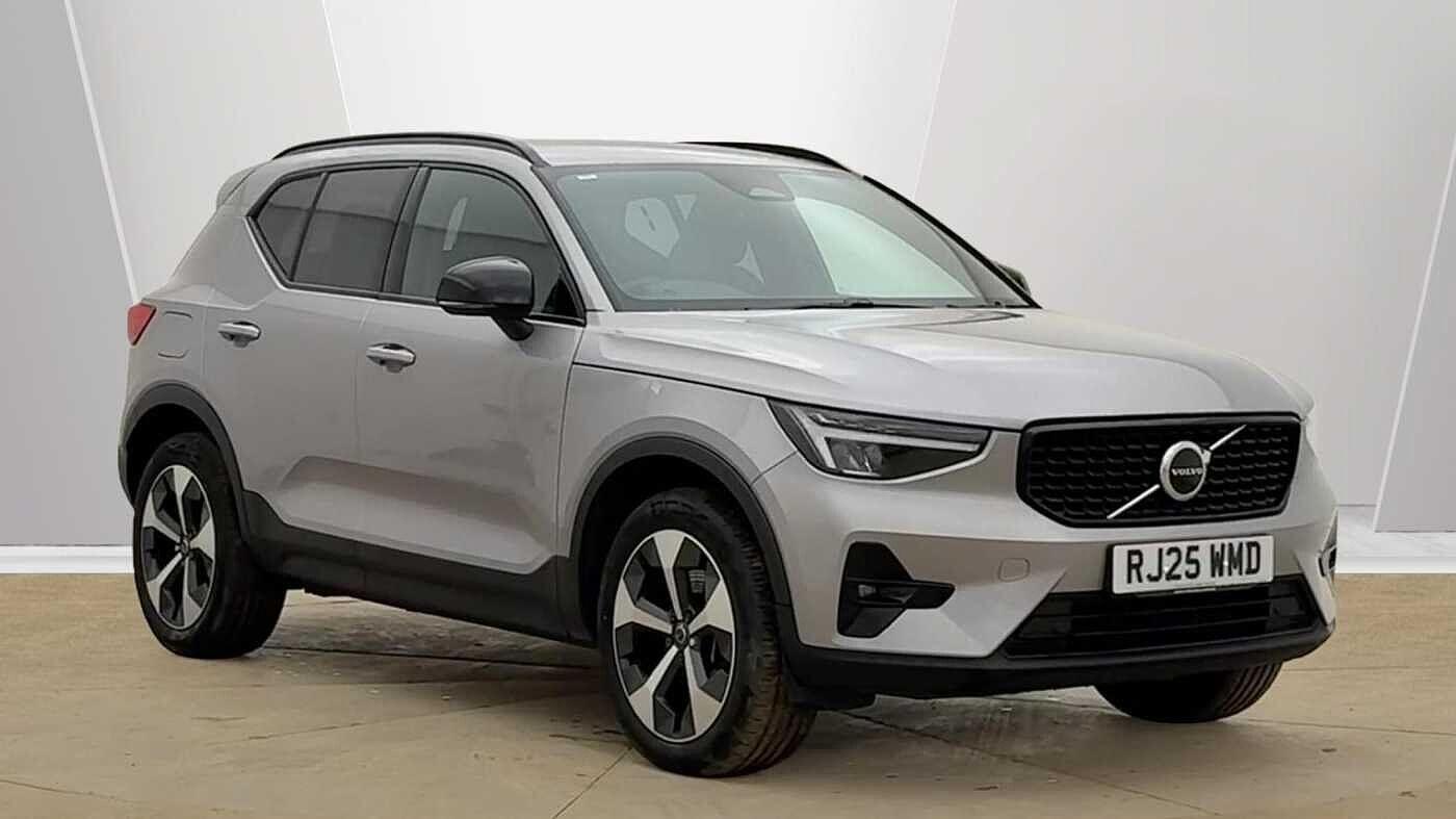 Used Volvo XC40 for sale - 78136439: Photo 1