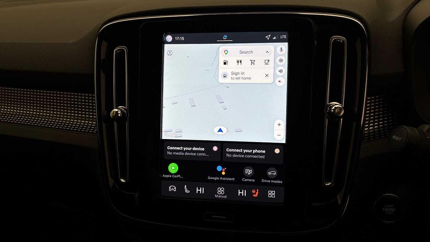 Used Volvo XC40 for sale - 78136439: Photo 11