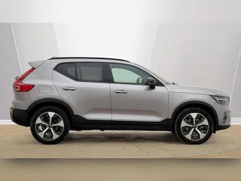 Used Volvo XC40 2025 for sale - 78136439: Photo