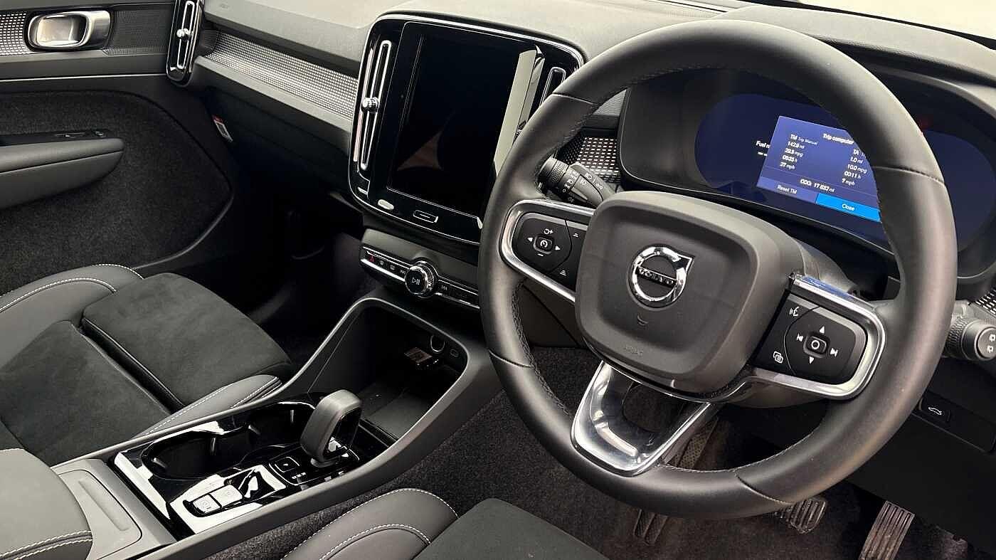 Used Volvo XC40 for sale - 78136439: Photo 9