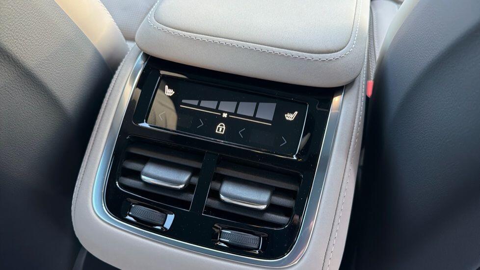 Used Volvo XC90 for sale - 76701883: Photo 21