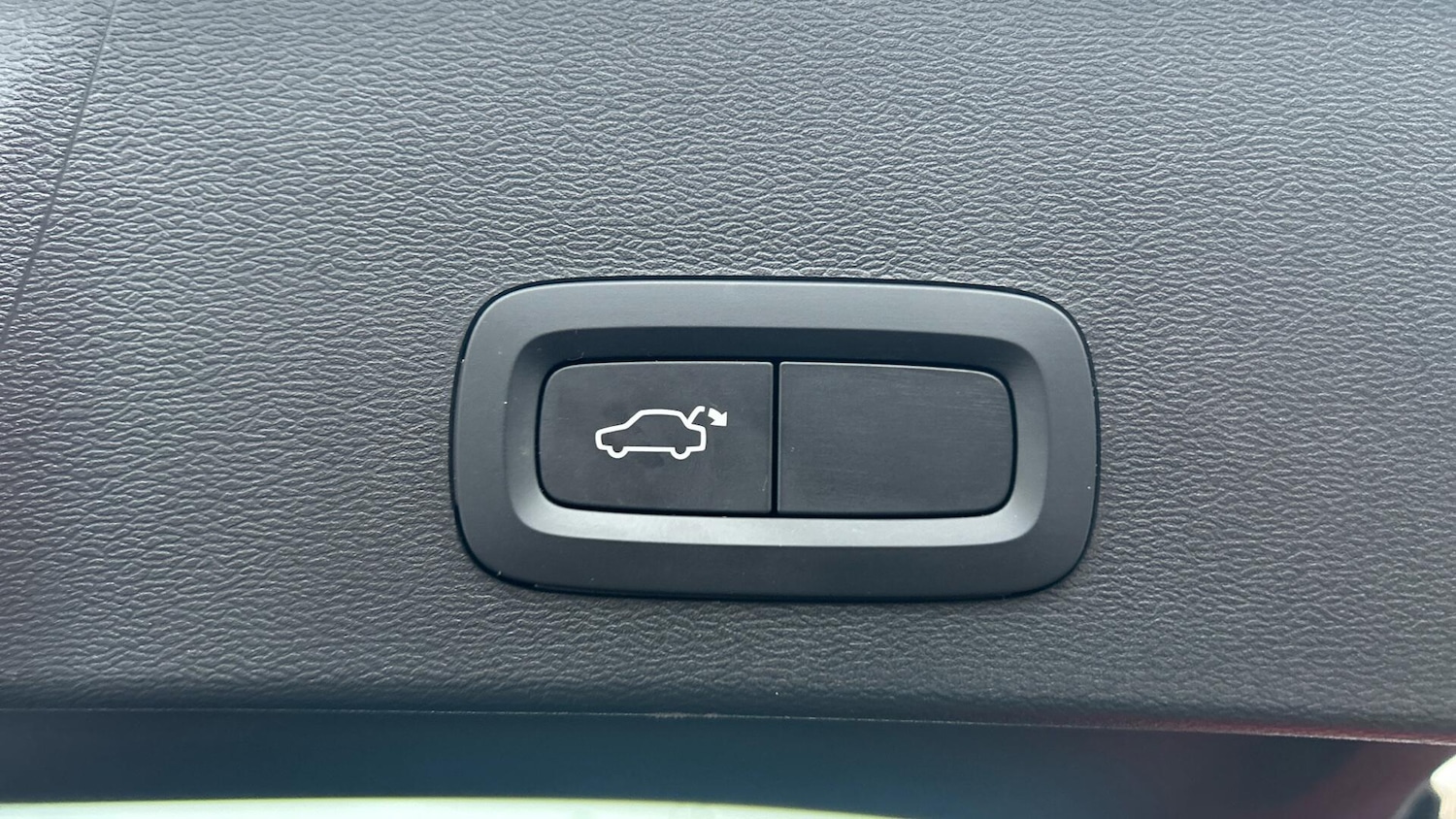 Used Volvo XC40 2022 for sale - 77267027: Photo 27