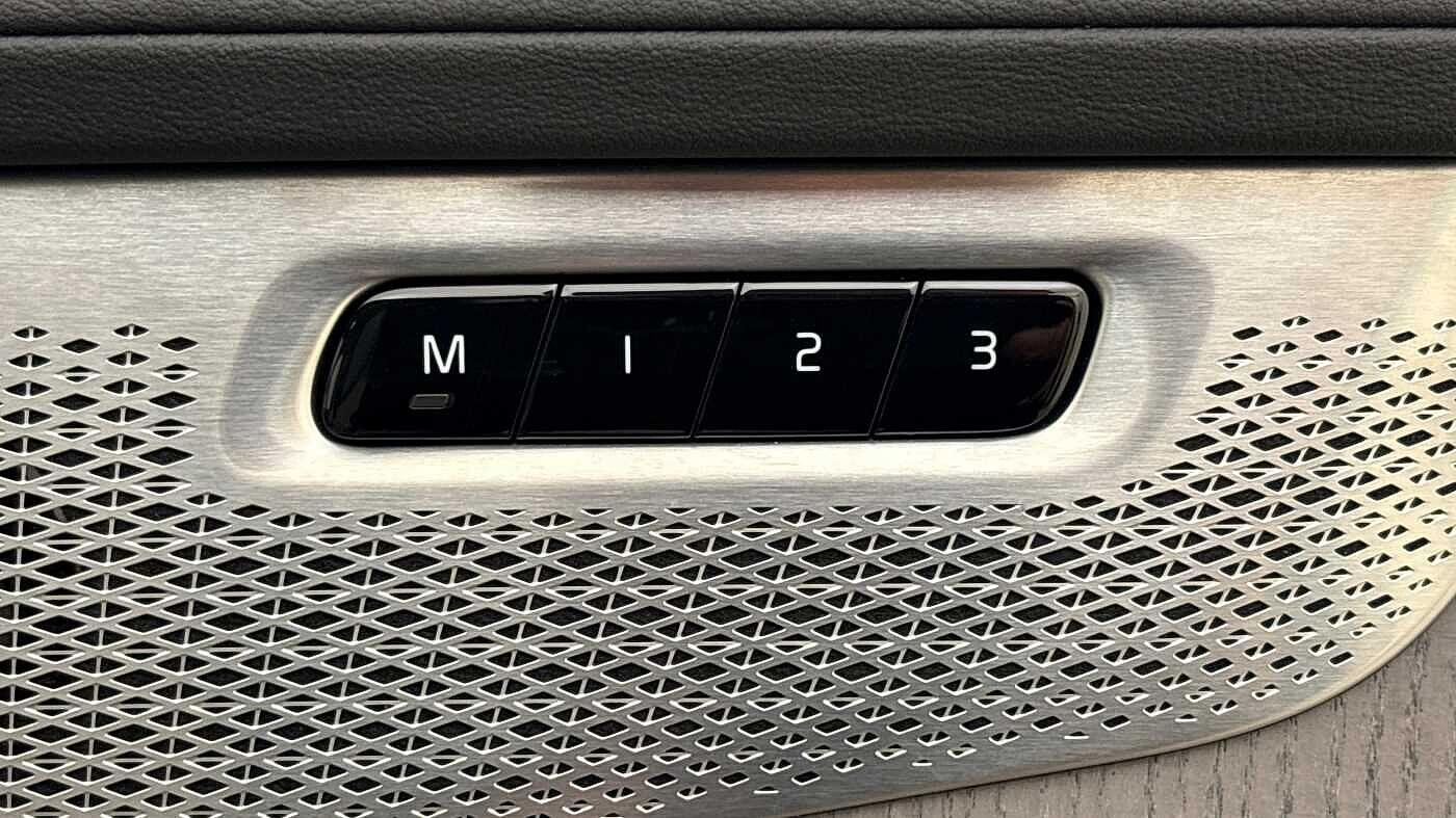 Used Volvo XC90 2025 for sale - 78020101: Photo 26