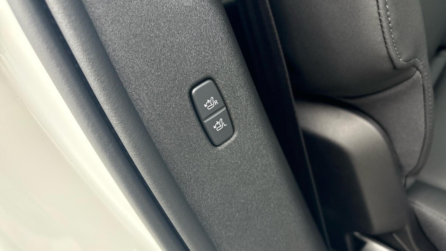 Used Volvo EX90 for sale - 77538545: Photo 19