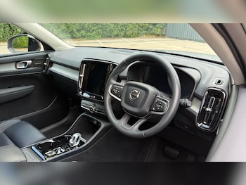 Used Volvo XC40 2024 for sale - 79373673: Photo