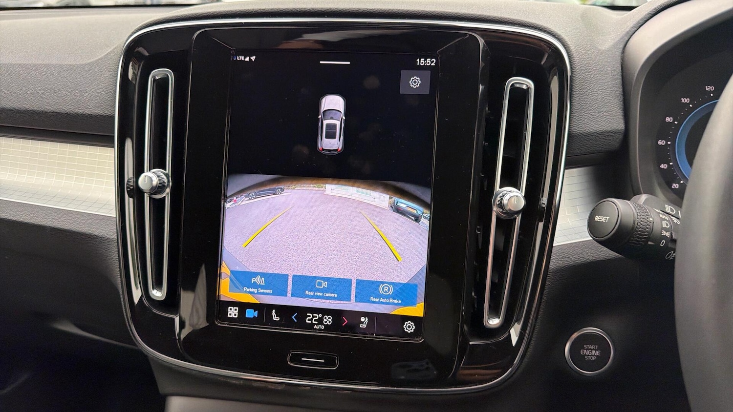 Used Volvo XC40 2022 for sale - 77162896: Photo 28