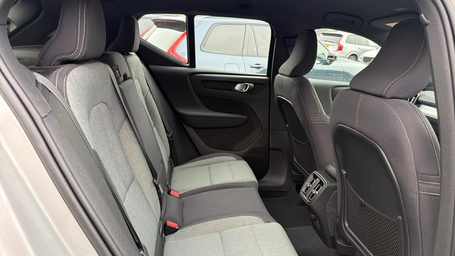 Used Volvo XC40 2022 for sale - 77162896: Photo 6