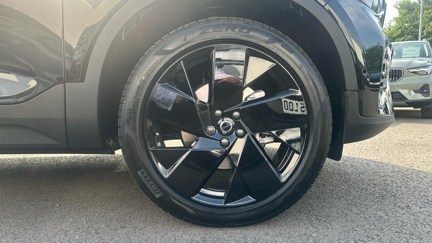 Used Volvo XC40 2025 for sale - 76251121: Photo 10