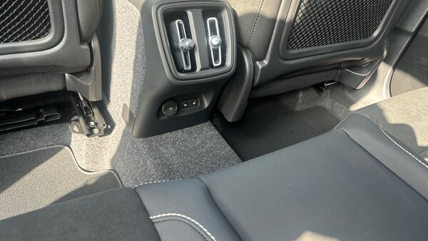Used Volvo XC40 2025 for sale - 76251121: Photo 20