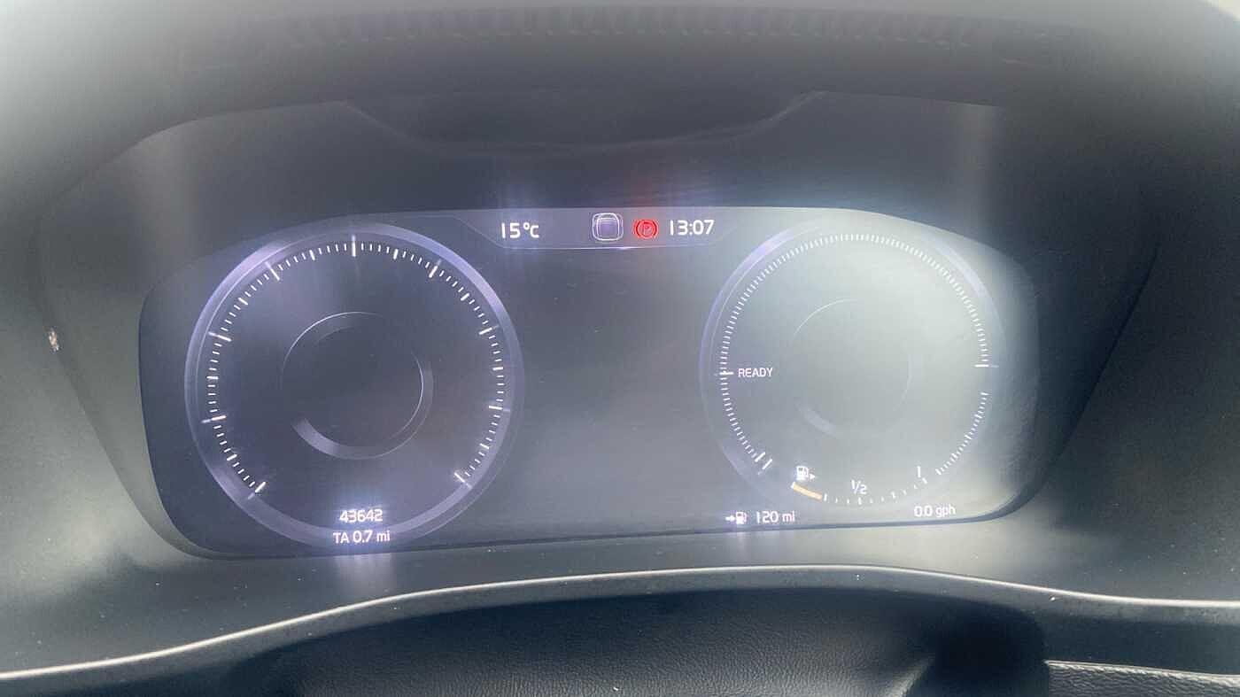 Used Volvo XC40 for sale - 78115318: Photo 11