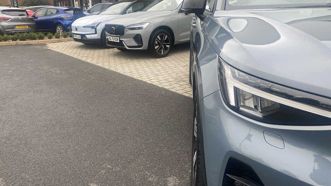 Used Volvo XC40 for sale - 78115318: Photo 38