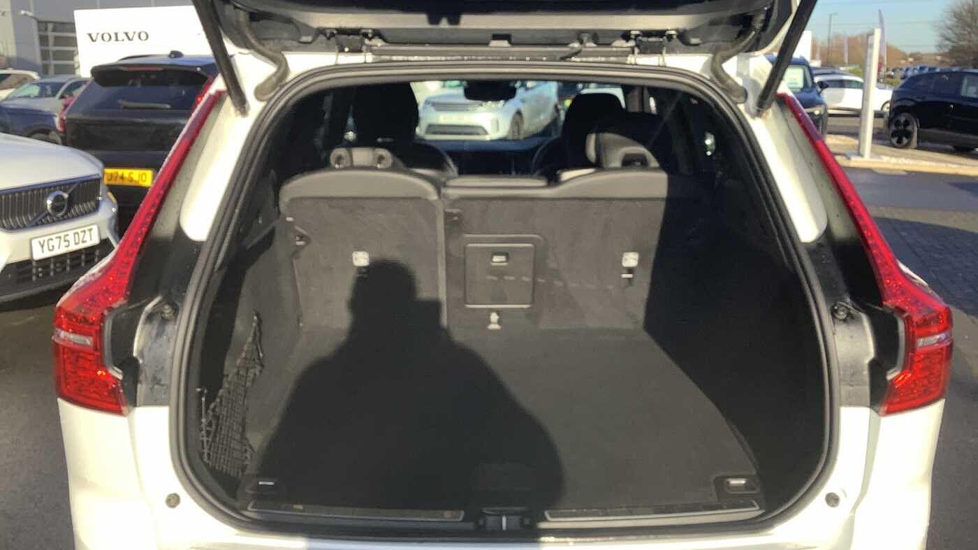 Used Volvo XC60 2023 for sale - 77215999: Photo 15