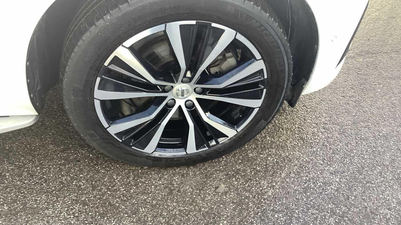 Used Volvo XC60 2023 for sale - 77215999: Photo 28