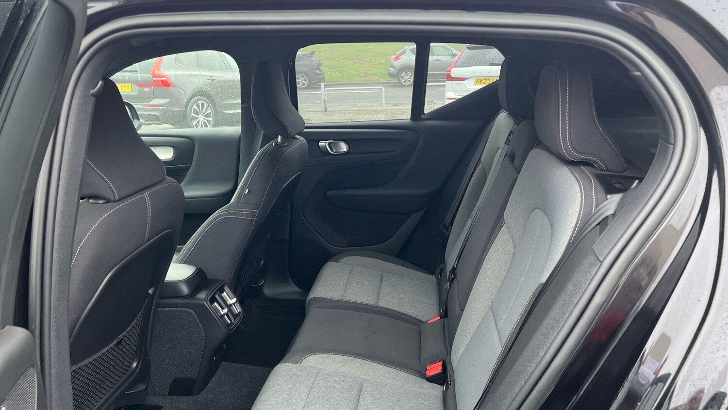 Used Volvo XC40 2023 for sale - 77358576: Photo 10